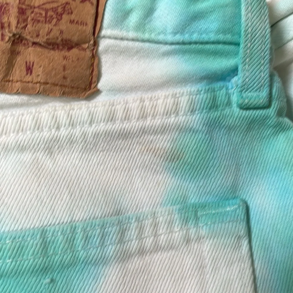 Vintage tie-dyed cutoffs Levi’s 501 - Picture 4 of 6